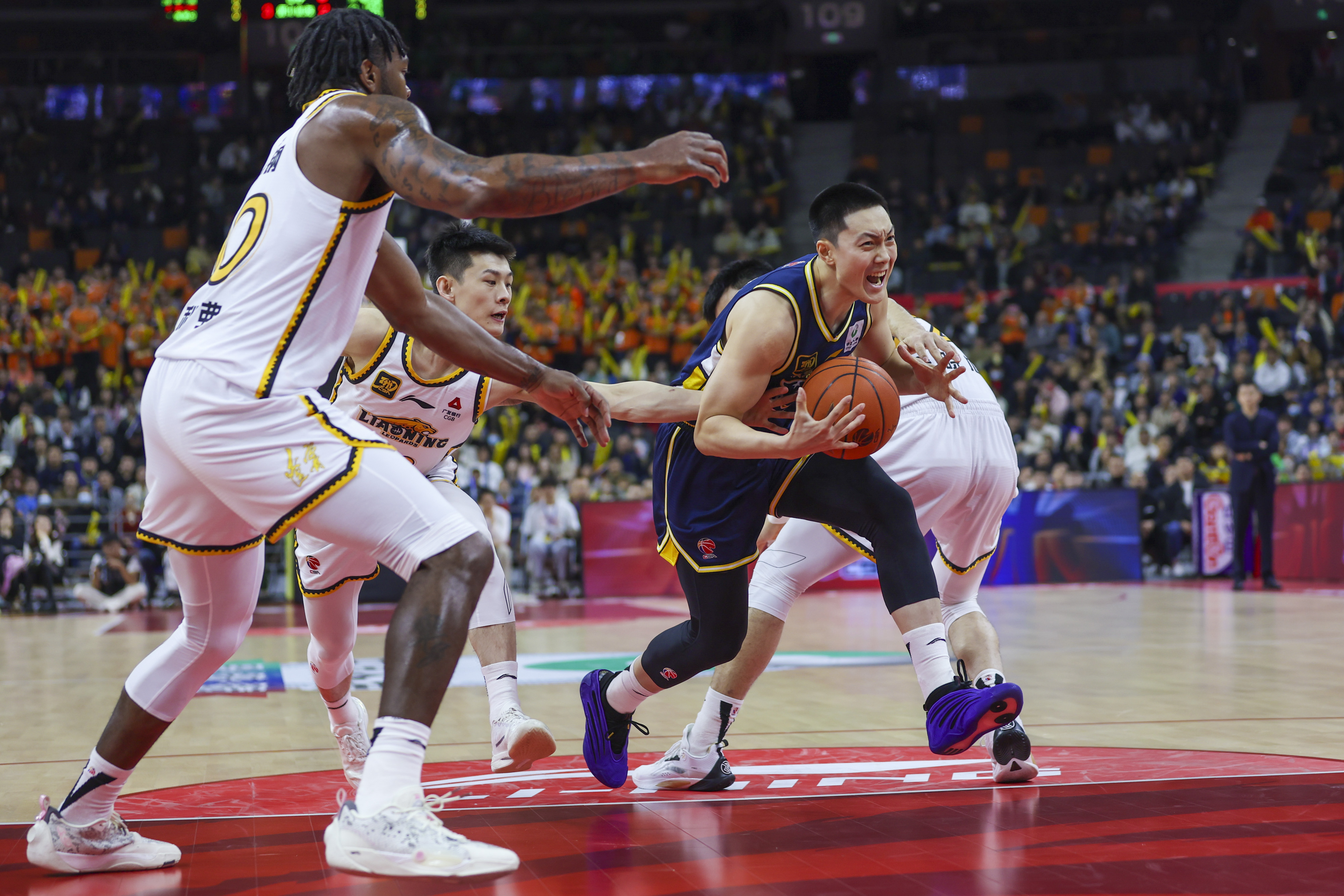 CBA常规赛国际比赛日再迎强敌，新疆广汇造点机会，主帅态度——底气十足，身体对抗强度拉满的简单介绍